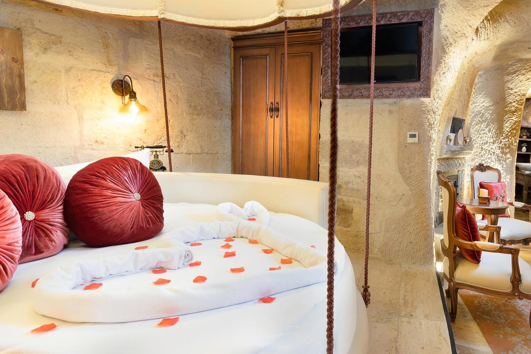 Elysion Cave Suites Ürgüp Eksteriør billede